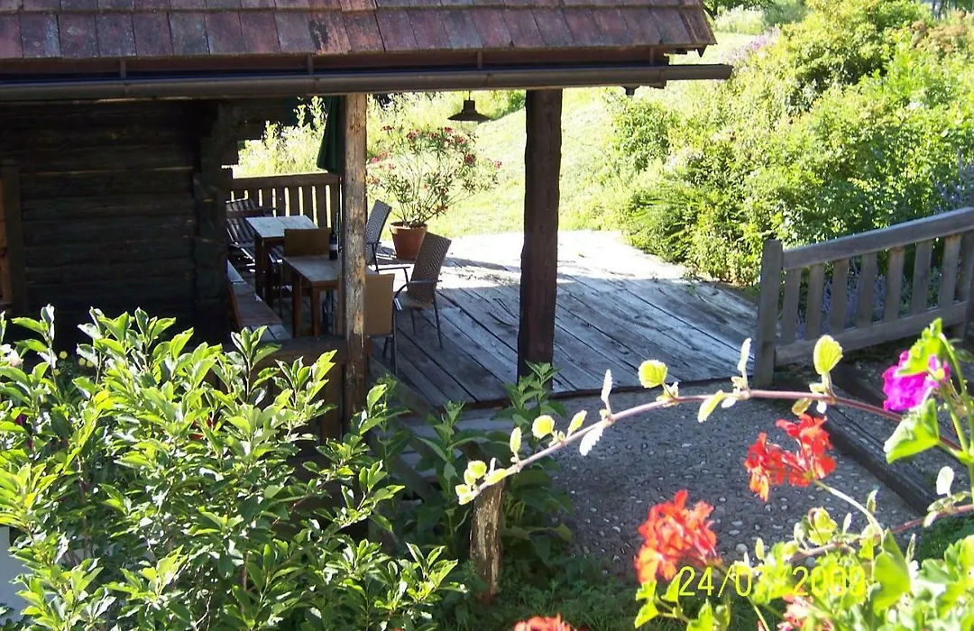 Weingut-Gästezimmer Pongratz-1